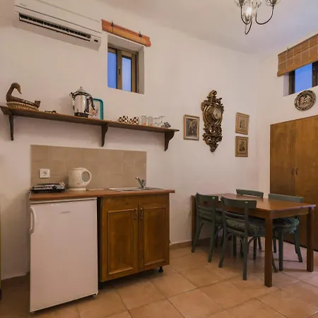 Kristina's Appartamento Rhodes City