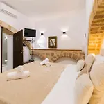 克里斯蒂娜旅馆