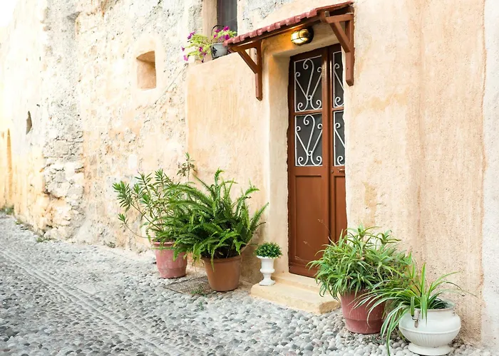 Kristina's Daire Rhodes City