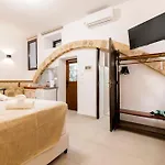 Διαμέρισμα Kristina's *