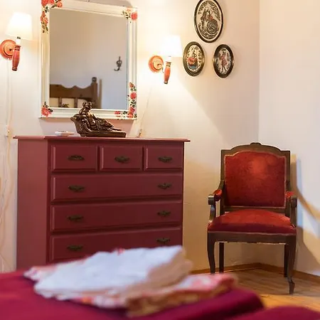 Апартаменти Kristina's Rhodes City