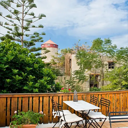 Апартаменти Kristina's *