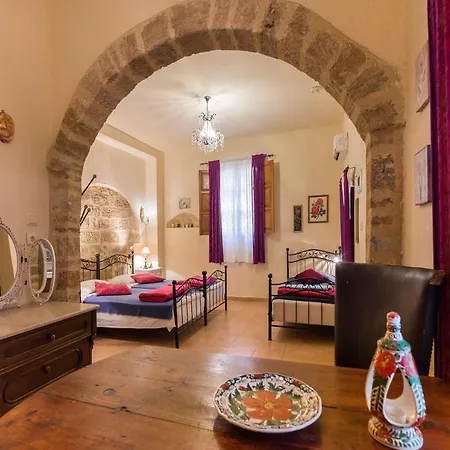 Апартаменти Kristina's Rhodes City